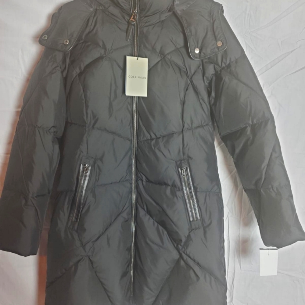 COLE HAHN Puffy 3/4 Coat